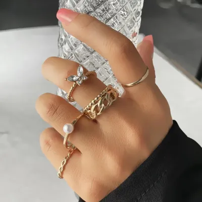 Golden Chain Design Pearl Butterfly Knuckle Rings (5 pcs)